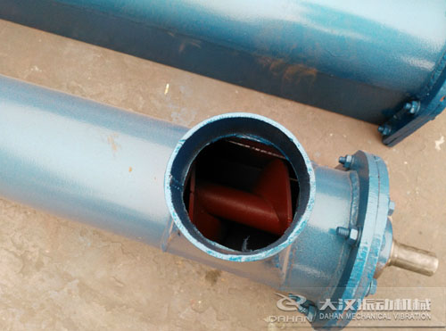 單軸（zhóu）螺旋輸送機進料口（kǒu）