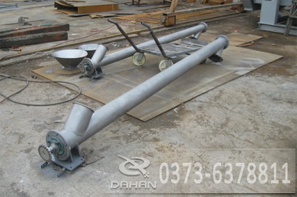 洗衣(yī)粉管(guǎn)式螺旋輸送機 洗衣粉管式螺旋輸送機